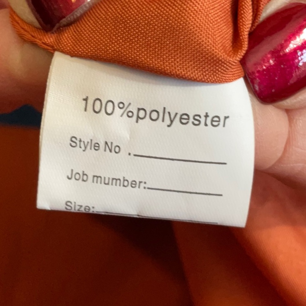 Elegant Burnt Orange Off-Shoulder Chiffon Dress with Pleating in Bust. Size 18 - Picture 5 of 9